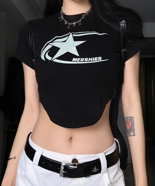 SHEENA（シーナ）の「メタルスタープリントショート丈Ｔシャツ（Tシャツ/カットソー・レディース・ブラック/ネイビー・M）」の18枚目の写真