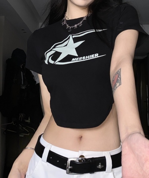 SHEENA（シーナ）の「メタルスタープリントショート丈Ｔシャツ（Tシャツ/カットソー・レディース・ブラック/ネイビー・M）」の19枚目の写真