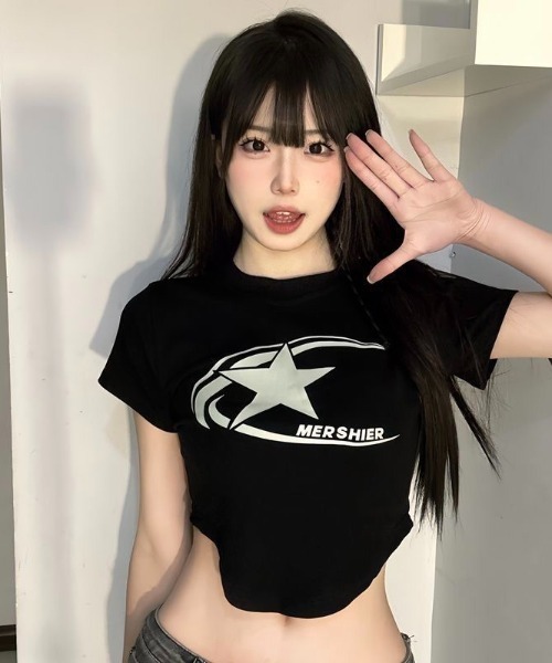 SHEENA（シーナ）の「メタルスタープリントショート丈Ｔシャツ（Tシャツ/カットソー・レディース・ブラック/ネイビー・M）」の6枚目の写真