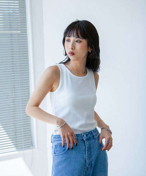 Chillfar(チルファー)の「カップ付き デイリーカラータンク(タンクトップ・レディース・オートミール/ブラック系/ホワイト/ブラウン/ブラック/グレイッシュベージュ/アイボリー/ブラウン系/グレー/グレー系・FREE)」の22枚目の写真