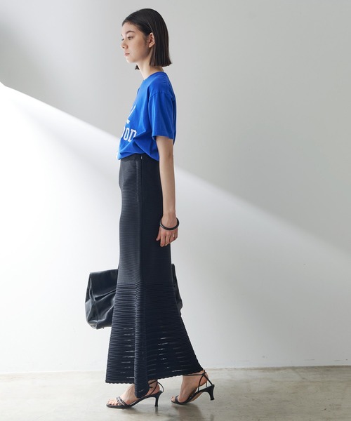 Whim Gazette（ウィムガゼット）の「ニットタックフレアスカート