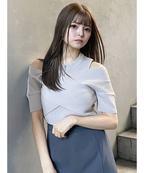 MURUA（ムルーア）の「ジップカシュクールニット（ニット/セーター・レディース・ブルー/オレンジ/ブラック/ベージュ・FREE）」の7枚目の写真