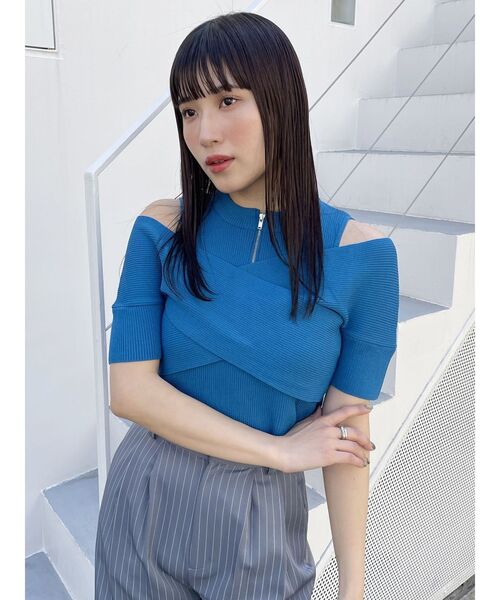 MURUA（ムルーア）の「ジップカシュクールニット（ニット/セーター・レディース・ブルー/オレンジ/ブラック/ベージュ・FREE）」の14枚目の写真