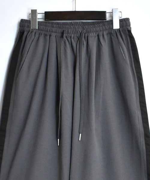 おしゃれスタ(オシャレスタ)の「リネンライク サイドライン ルーズ スラックス【IR】 レディース メンズ(スラックス・メンズ・ブラック/チャコールグレー/グレイッシュベージュ・L/M/XL)」の2枚目の写真
