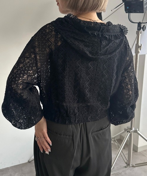 apres jour mignon(アプレジュールミニョン)の「レースパーカー【ZOZOTOWN限定アイテム】(カーディガン/ボレロ・レディース・オフホワイト/ブラック・X-LARGE/フリー)」の12枚目の写真