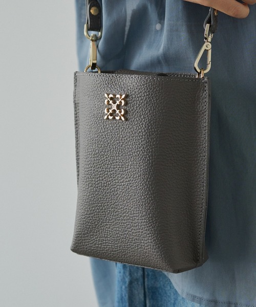 russet（ラシット）の「スマートフォンショルダーバッグ（CE-1346