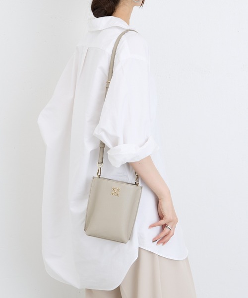 russet(ラシット)の「スマートフォンショルダーバッグ(CE-1346)(ショルダーバッグ・レディース・グレー/グレー系その他/ブラック・FREE)」の17枚目の写真