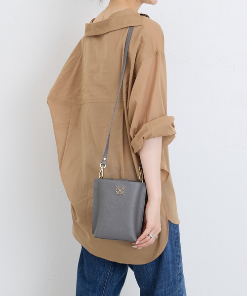 russet（ラシット）の「スマートフォンショルダーバッグ（CE-1346