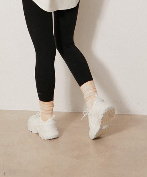 NIKE(ナイキ)の「【NIKE】 TC 7900(スニーカー・レディース・ホワイト・25.5cm/24.5cm/23.5cm/22.5cm/26/25/24/23)」の14枚目の写真