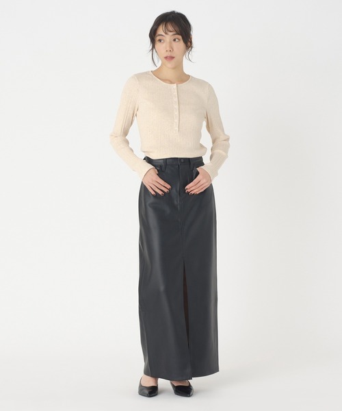 Levi's（リーバイス）の「Levi's/リーバイス DRY GOODS ヘンリーネックカットソー ベージュ OATMEAL（Tシャツ/カットソー・レディース・オフホワイト・M/S/XS）」の13枚目の写真