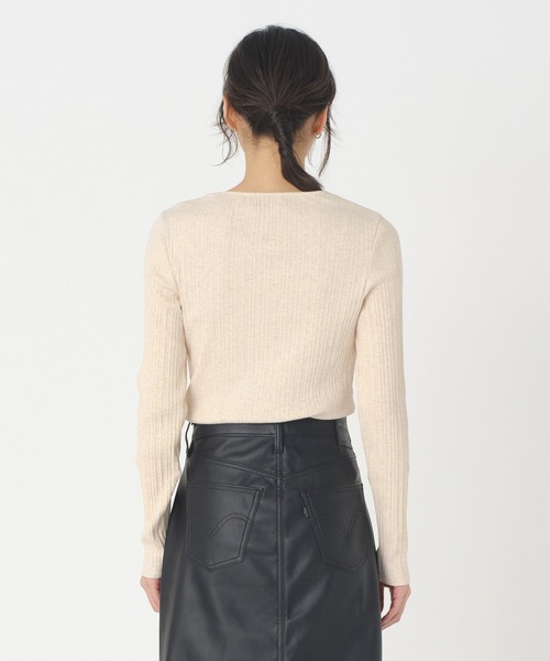 Levi's（リーバイス）の「Levi's/リーバイス DRY GOODS ヘンリーネックカットソー ベージュ OATMEAL（Tシャツ/カットソー・レディース・オフホワイト・M/S/XS）」の10枚目の写真