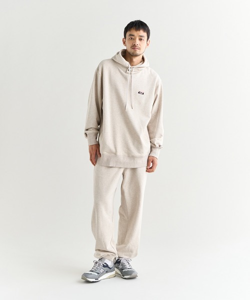 NANGA（ナンガ）の「ECO HYBRID MINI BOX LOGO EMBROIDERY SWEAT HOODIE/エコハイブリッド ミニボックスロゴ エンブロイダリー パーカー（パーカー・メンズ・ライトグレー/オートミール/ブラック/セージグリーン/ホワイト/オレンジ/ブラック系その他・S/M/L/XL）」の13枚目の写真