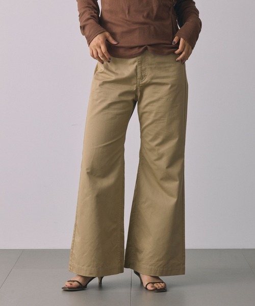 BABYLONE（バビロン）の「ライトチノフレアパンツ（チノパンツ・レディース・ベージュ/ブラック・38inch/36inch）」の14枚目の写真