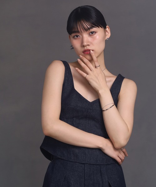 LHME(エルエイチエムイー)の「【WEB限定】 “Moment”くるくるピンキーリング/サージカルステンレス(金属アレルギー対応)【LHME / エルエイチエムイー】(リング・レディース・シルバー/ゴールド・3号/2号)」の10枚目の写真