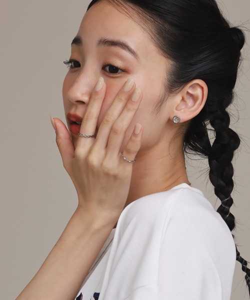 LHME(エルエイチエムイー)の「【WEB限定】 “Moment”くるくるピンキーリング/サージカルステンレス(金属アレルギー対応)【LHME / エルエイチエムイー】(リング・レディース・シルバー/ゴールド・3号/2号)」の15枚目の写真