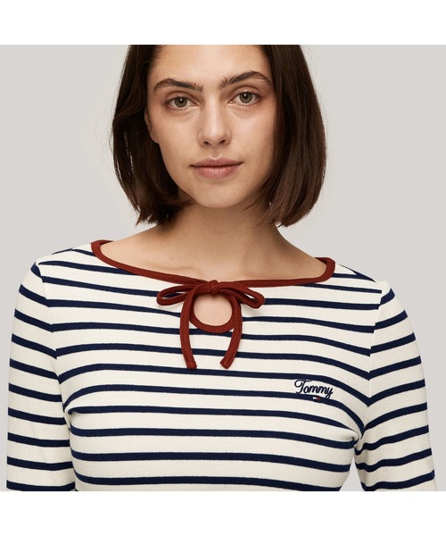 TOMMY HILFIGER(トミーヒルフィガー)の「ボーダーティアドロップロングスリーブTシャツ(Tシャツ/カットソー・レディース・マルチ/その他・MEDIUM/SMALL/X-SMALL)」の4枚目の写真