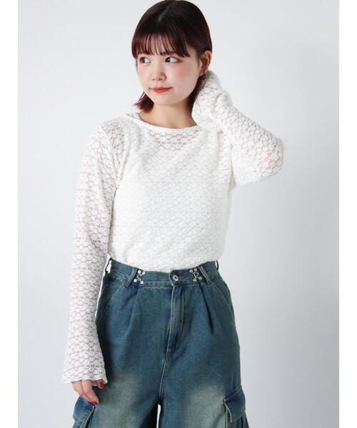ehka sopo(エヘカソポ)の「花レースカットソー(Tシャツ/カットソー・レディース・オフホワイト/ブラック/キナリ・F)」の15枚目の写真