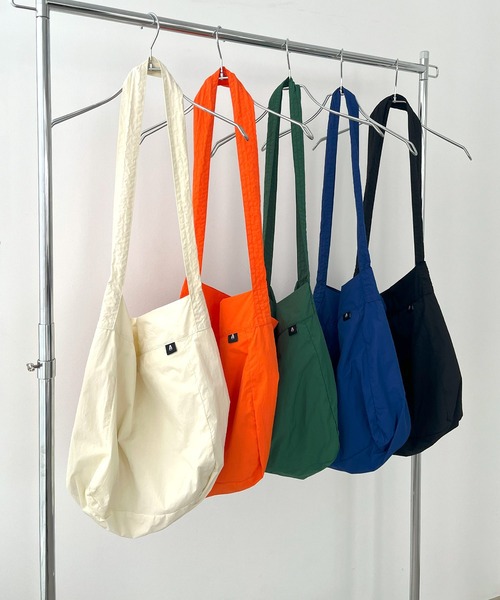 151 300パック　※購入前に在庫確認のためコメントください セール】マルチナイロンショルダーバッグ（ショルダーバッグ