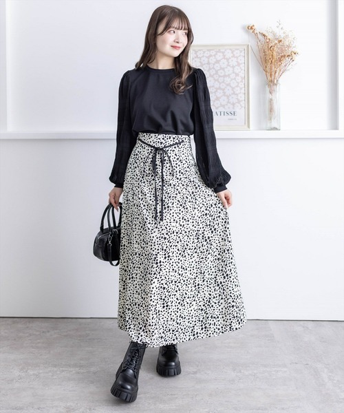 clear（クリア）の「マジョリカプリーツドッキングトップス [大人可愛い ボリューム感 着心地抜群]≪再入荷≫（Tシャツ/カットソー・レディース・ブラック/ピンクベージュ/アイボリー・F）」の16枚目の写真