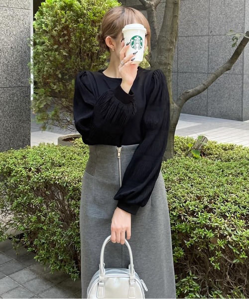 clear（クリア）の「マジョリカプリーツドッキングトップス [大人可愛い ボリューム感 着心地抜群]≪再入荷≫（Tシャツ/カットソー・レディース・ブラック/ピンクベージュ/アイボリー・F）」の22枚目の写真