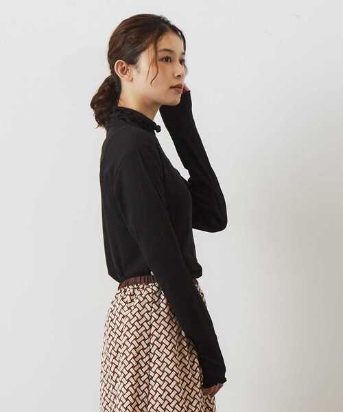 MELROSE claire（メルローズ クレール）の「【合わせ易さ抜群♪薄手テレコタートルネックプルオーバー】（Tシャツ/カットソー・レディース・オフホワイト/グレイッシュベージュ/ブラック/イエロー・FREE）」の8枚目の写真
