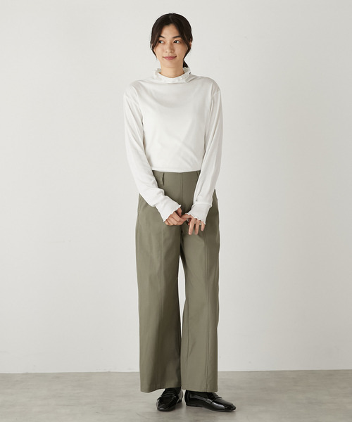 MELROSE claire（メルローズ クレール）の「【合わせ易さ抜群♪薄手テレコタートルネックプルオーバー】（Tシャツ/カットソー・レディース・オフホワイト/グレイッシュベージュ/ブラック/イエロー・FREE）」の17枚目の写真