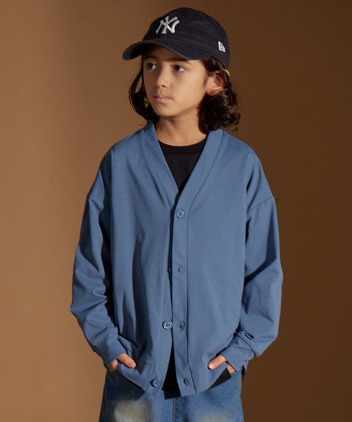 PAIRMANON STREET（ペアマノンストリート）の「【PAIRMANON STREET】マルチファンクション 吸水速乾 カーディガン（カーディガン/ボレロ・キッズ・オフホワイト/チャコールグレー/ブルー/ベージュ/ブラック・100/110/120/130/140/150/160）」の5枚目の写真