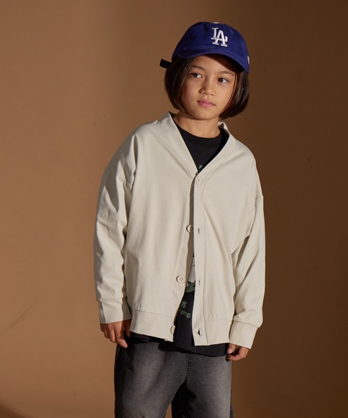 PAIRMANON STREET（ペアマノンストリート）の「【PAIRMANON STREET】マルチファンクション 吸水速乾 カーディガン（カーディガン/ボレロ・キッズ・オフホワイト/チャコールグレー/ブルー/ベージュ/ブラック・100/110/120/130/140/150/160）」の7枚目の写真