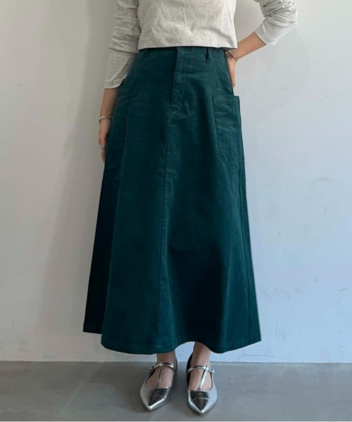 1chaku.（イッチャク）の「コーデュロイパッチポケットスカート（スカート・レディース・グリーン/ネイビー/ベージュ/ライトベージュ/ブラック/オフホワイト/ダークグリーン/ブラウン・マルチサイズ）」の19枚目の写真