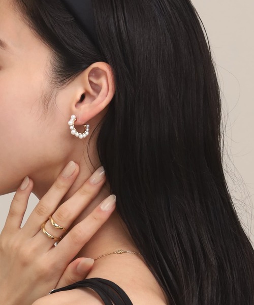 LHME（エルエイチエムイー）の「【WEB限定】“MELLOW”パールフープピアス/サージカルステンレス（金属アレルギー対応）【LHME / エルエイチエムイー】（ピアス（両耳用）・レディース・ゴールド・ONE SIZE）」の14枚目の写真