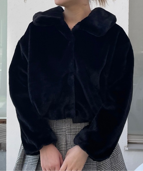 one way(ワンウェイ)の「ファーショートジャケット(その他アウター・レディース・グレー/ブラック/ベージュ/ホワイト/ピンク・FREE)」の11枚目の写真