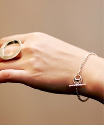 vv（ヴィヴィ）の「vv.jewelry /マンテルTバーブレスレット　silver925（ブレスレット）」