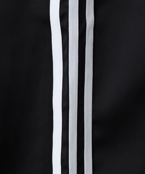 adidas Originals(アディダスオリジナルス)の「<adidas Originals>ワイドレッグ トラックパンツ(その他パンツ・レディース・ブラック・S/M)」の15枚目の写真