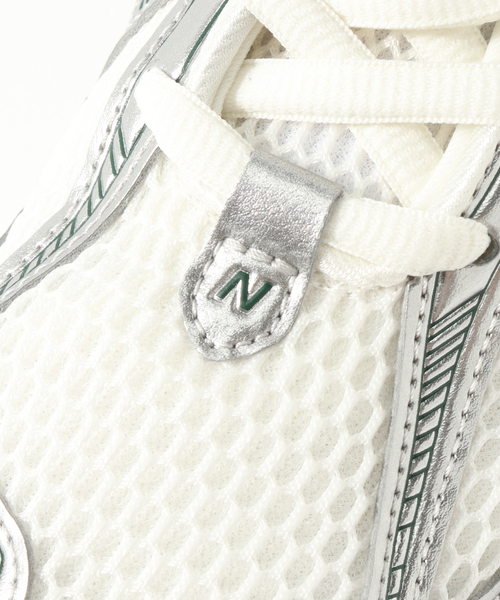 NEW BALANCE(ニューバランス)の「New Balance(ニューバランス) M1906REU(スニーカー・メンズ・シルバー・25.5cm/26cm/26.5cm/27cm/27.5cm/28cm)」の19枚目の写真