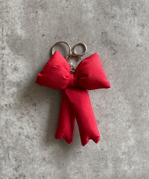 poiregnee（ポワニェ）の「［select］リボンチャーム（キーホルダー・レディース・ブラック/レッド/ピンク・FREE）」の3枚目の写真