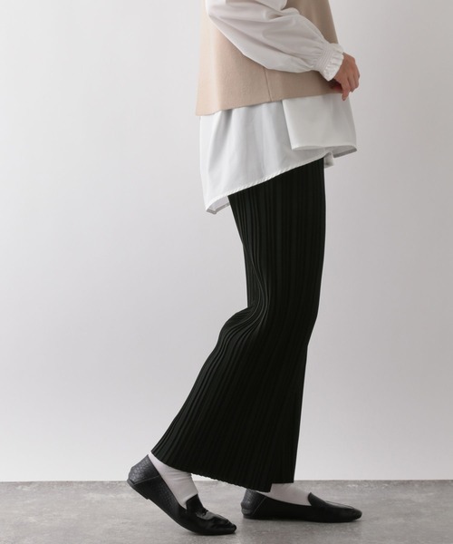 GLOBAL WORK Smile Seed Store（グローバルワーク スマイルシードストア）の「リラクシープリーツパンツ/161581（その他パンツ・レディース・ブラック/グレー系その他/チャコール/カーキ/グレー系その他2/ライトブラウン・MEDIUM/LARGE）」の14枚目の写真