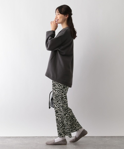 GLOBAL WORK Smile Seed Store（グローバルワーク スマイルシードストア）の「リラクシープリーツパンツ/161581（その他パンツ・レディース・ブラック/グレー系その他/チャコール/カーキ/グレー系その他2/ライトブラウン・MEDIUM/LARGE）」の22枚目の写真