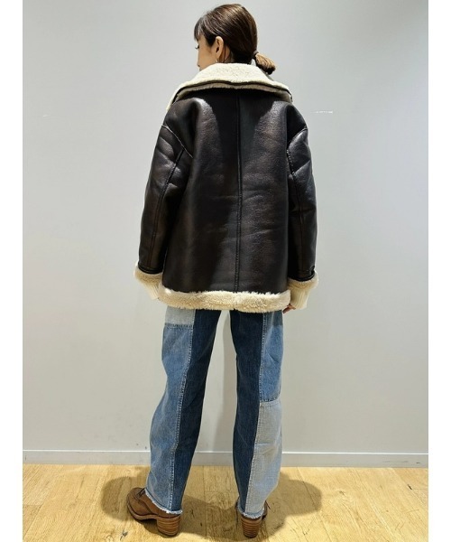 GAP(ギャップ)の「リバーシブル リサイクル ヴィーガンレザー ボアジャケット(ライダースジャケット・レディース・アイボリー・XS/S/M/XXS/L)」の6枚目の写真