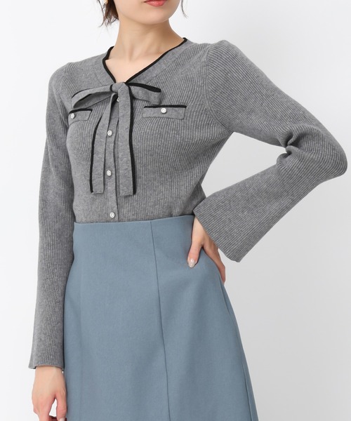 MISCH MASCH（ミッシュマッシュ）の「■2024秋冬新作■配色ボウタイビジューニット/MM448306（ニット/セーター・レディース・ブラック/パープル/グレー/ホワイト・ﾌﾘ-）」の4枚目の写真