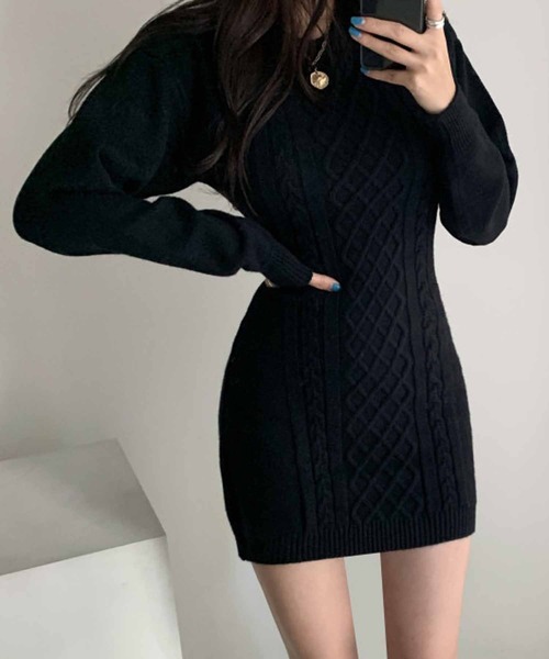 NANEA（ナネア）の「バックオープンケーブルニットミニワンピース（ワンピース・レディース・ブラック/グレー/オフホワイト・フリー）」の3枚目の写真