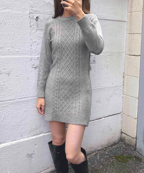 NANEA（ナネア）の「バックオープンケーブルニットミニワンピース（ワンピース・レディース・ブラック/グレー/オフホワイト・フリー）」の10枚目の写真