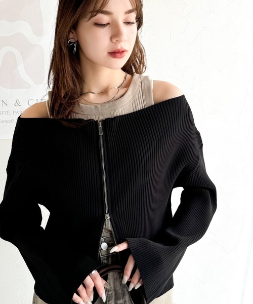 mily bilet(ミウィビレット)の「【mily bilet】大人の愛されカーデ。オフショル2WAYダブルジップニットカーディガン(カーディガン/ボレロ・レディース・アイボリー/ブルー/ブラック・X-LARGE/LARGE/MEDIUM/SMALL)」の1枚目の写真