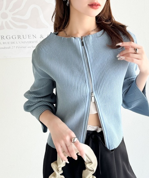 mily bilet(ミウィビレット)の「【mily bilet】大人の愛されカーデ。オフショル2WAYダブルジップニットカーディガン(カーディガン/ボレロ・レディース・アイボリー/ブルー/ブラック・X-LARGE/LARGE/MEDIUM/SMALL)」の5枚目の写真