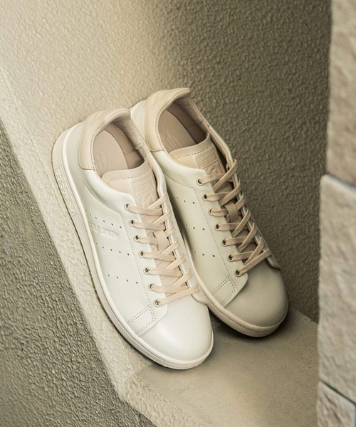 adidas(アディダス)の「『23-25サイズ』adidas Exclusive STAN SMITH LUX(スニーカー・レディース・ホワイト系その他・23/23.5/24/24.5/25)」の1枚目の写真