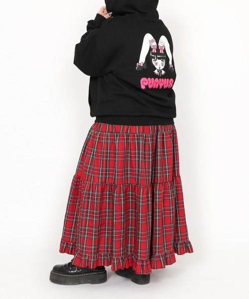 PUNYUS(プニュズ)の「【裏起毛】Rabbit girl 裏起毛ビッグパーカー(パーカー・レディース・サックスブルー/ブラック・3/4)」の21枚目の写真
