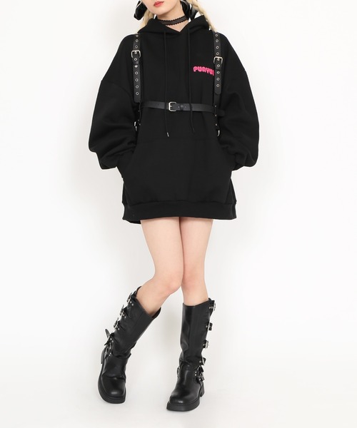 PUNYUS(プニュズ)の「【裏起毛】Rabbit girl 裏起毛ビッグパーカー(パーカー・レディース・サックスブルー/ブラック・3/4)」の6枚目の写真