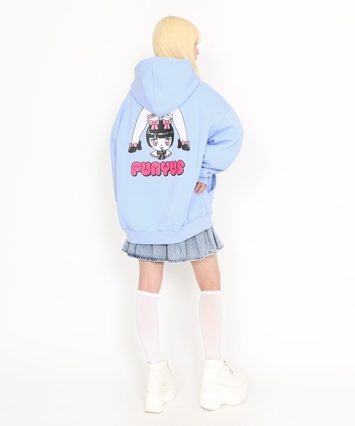 PUNYUS(プニュズ)の「【裏起毛】Rabbit girl 裏起毛ビッグパーカー(パーカー・レディース・サックスブルー/ブラック・3/4)」の3枚目の写真