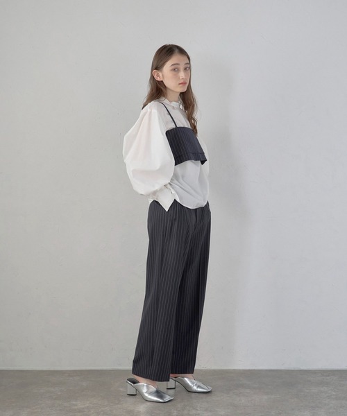 MINERTE(ミネルテ)の「【MINERTE】back ribbon pinstripe bustier / バックリボンピンストライプビスチェ(キャミソール・レディース・ダークグレー/ブラック・FREE)」の13枚目の写真
