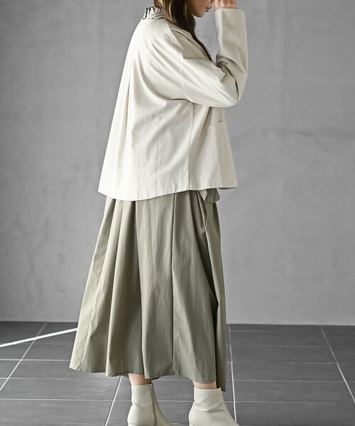 rps(アールピーエス)の「麻混ノーカラージャケット(ノーカラージャケット・レディース・アイボリー/ブラック/ネイビー・フリー)」の13枚目の写真