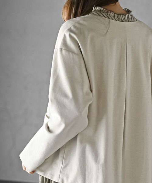 rps(アールピーエス)の「麻混ノーカラージャケット(ノーカラージャケット・レディース・アイボリー/ブラック/ネイビー・フリー)」の14枚目の写真